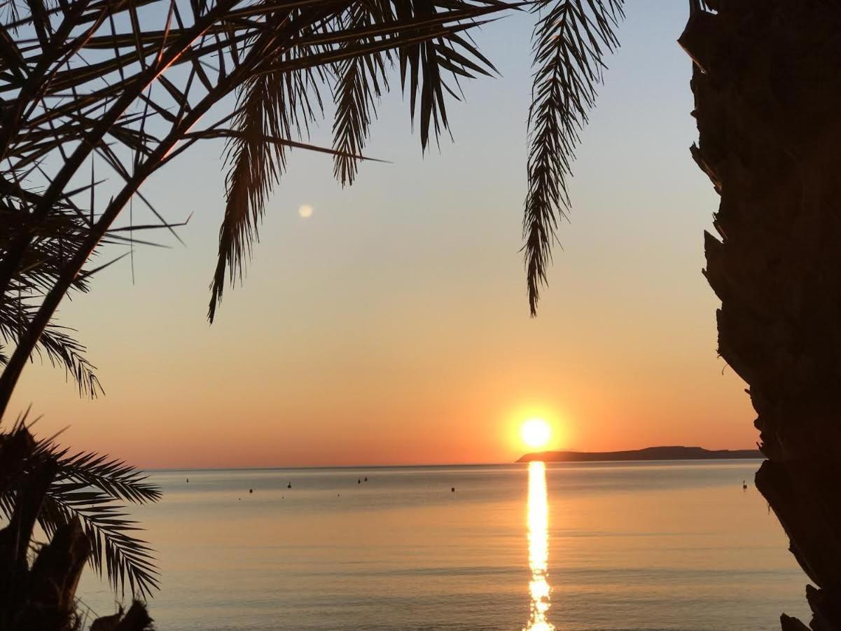Alkioni Sea View Apartment Káto Zákros Екстериор снимка